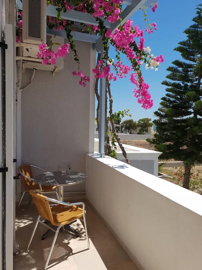 Alkyon Hotel Kamari  Exterior photo
