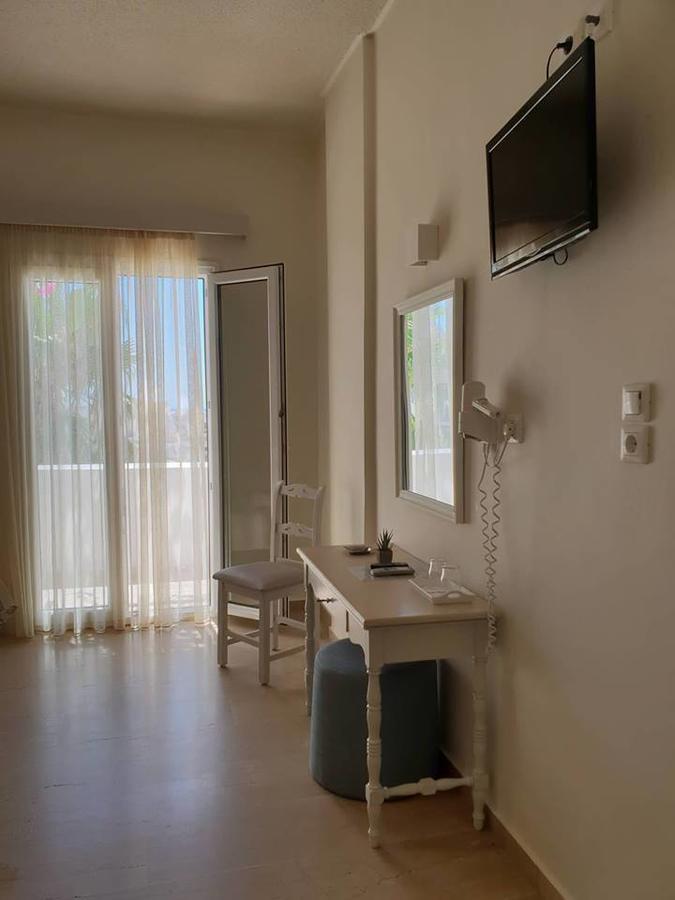 Alkyon Hotel Kamari  Exterior photo